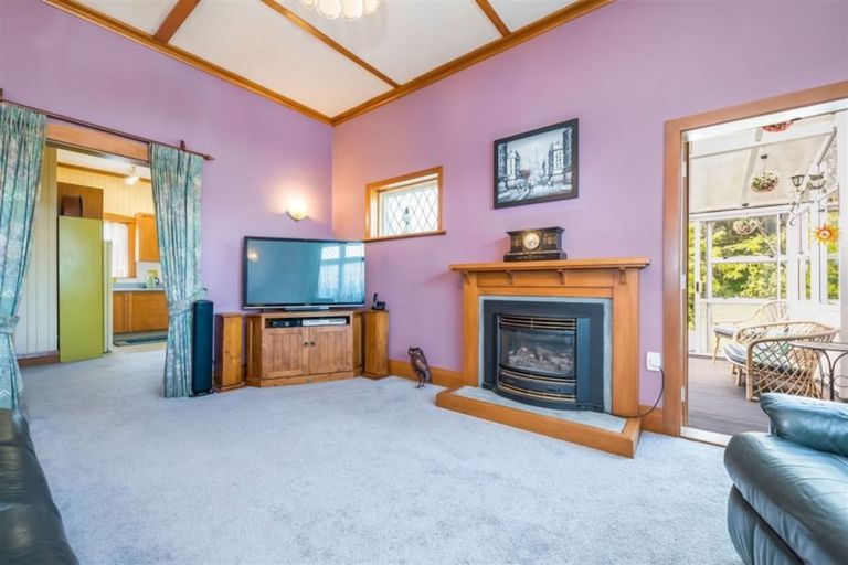 Photo of property in 47 Cambridge Terrace, Waiwhetu, Lower Hutt, 5010