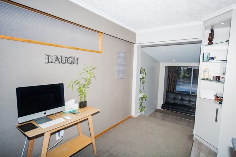 Photo of property in 122 Ashworth Street, Alexandra, 9320