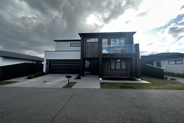 Photo of property in 1 Haneanea Way, Papamoa Beach, Papamoa, 3118