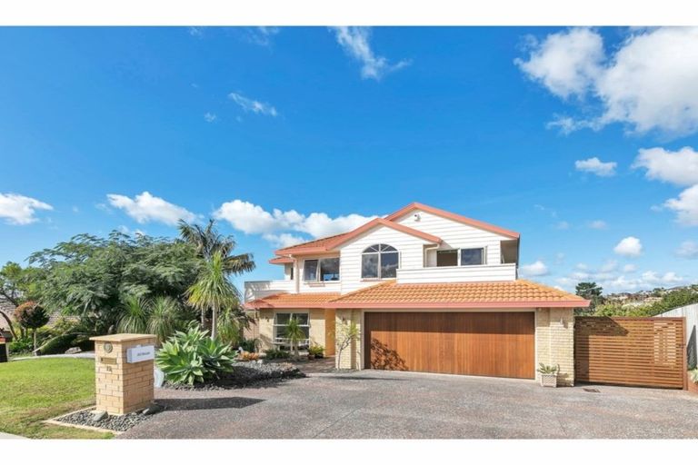 Photo of property in 12 Marlin Street, West Harbour, Auckland, 0618