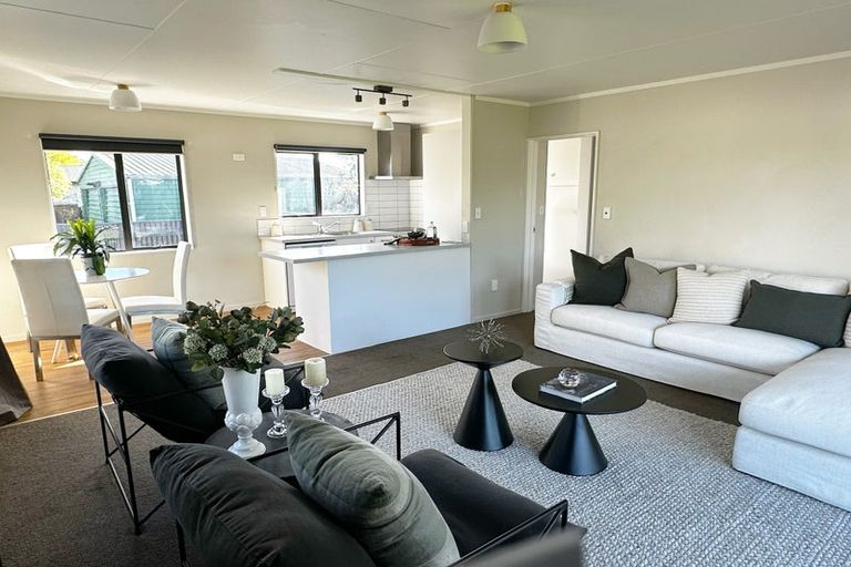 Photo of property in 19a Howard Road, Taradale, Napier, 4112