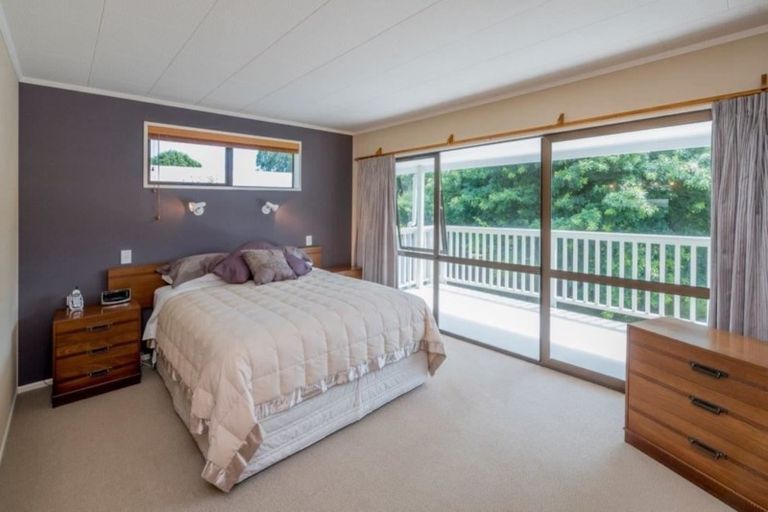 Photo of property in 6 River Glade, Waikanae, 5036