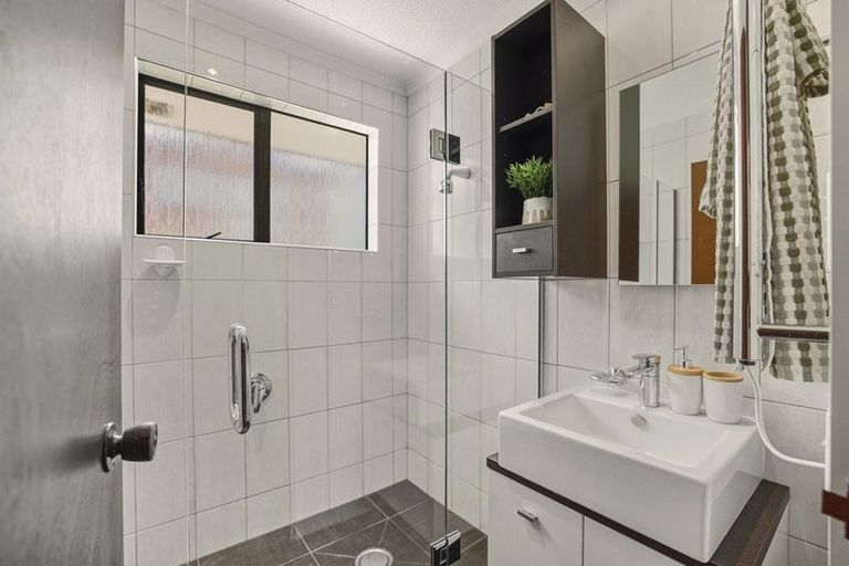 Photo of property in 1/60a Somme Street, St Albans, Christchurch, 8014