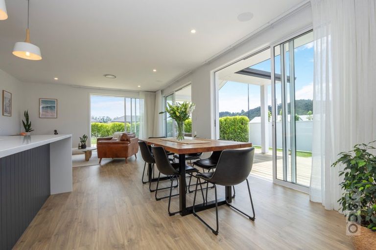 Photo of property in 31 Fruitlands Road, Kumeu, 0810