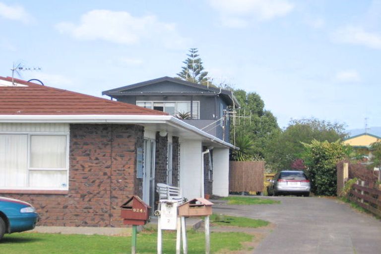 Photo of property in 2/924 Papamoa Beach Road, Papamoa Beach, Papamoa, 3118