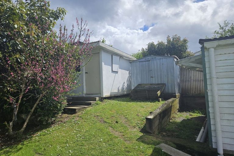 Photo of property in 43 Margaret Road, Papatoetoe, Auckland, 2025