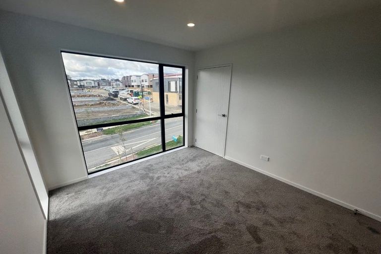 Photo of property in 1 Rana Road, Flat Bush, Auckland, 2019