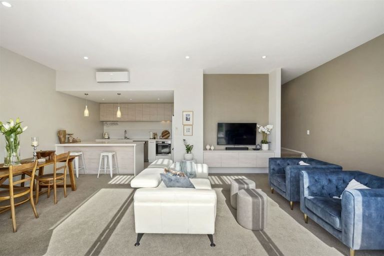 Photo of property in 249 Millwater Parkway, Silverdale, 0932