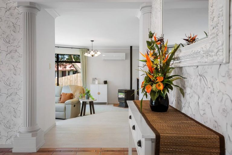 Photo of property in 22 Hoyte Place, Pukehangi, Rotorua, 3015