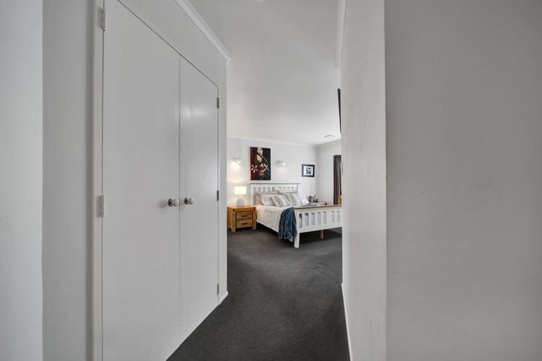 Photo of property in 6 Ashmore Drive, Frankleigh Park, New Plymouth, 4310