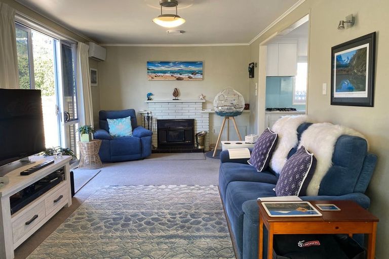 Photo of property in 33 West Crescent, Te Puru, Thames, 3575