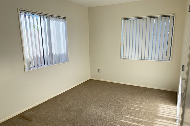 Photo of property in 3 Dreifuss Place, Mangere East, Auckland, 2024