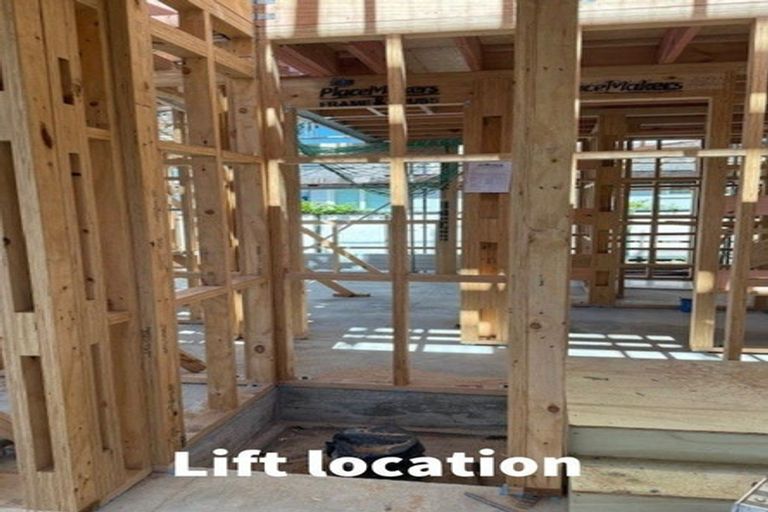 Photo of property in 9a Kowhai Street, Tawa, Wellington, 5028