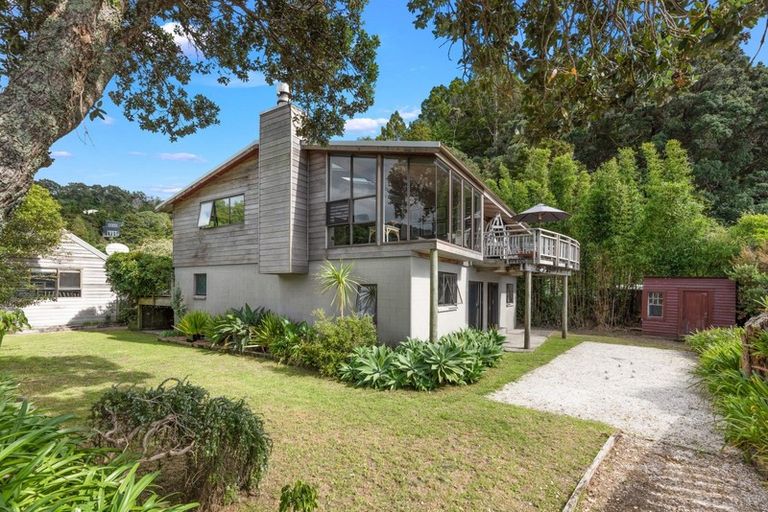 Photo of property in 39 Opahi Bay Road, Mahurangi West, Warkworth, 0983