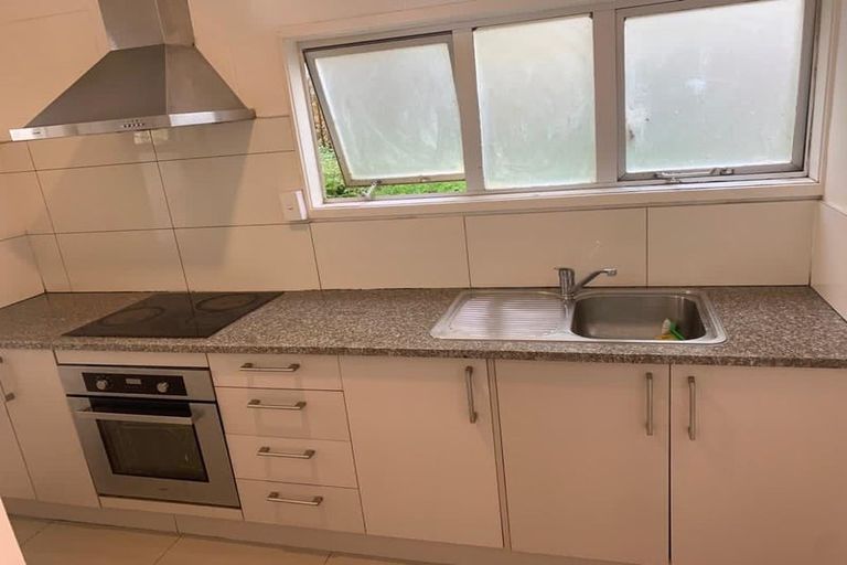 Photo of property in 190 Manuka Road, Bayview, Auckland, 0629