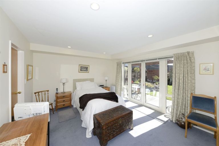Photo of property in 4 Oakview Lane, Cashmere, Christchurch, 8022