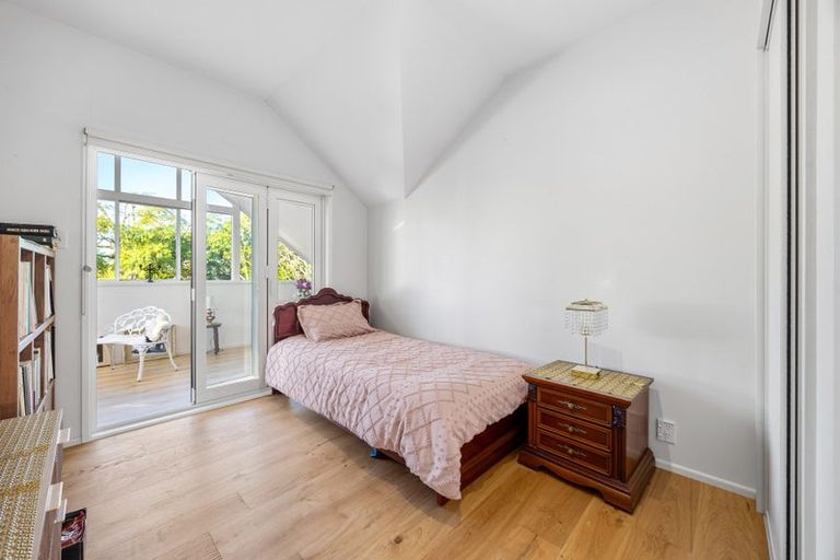 Photo of property in 379 Hobsonville Road, Hobsonville, Auckland, 0618