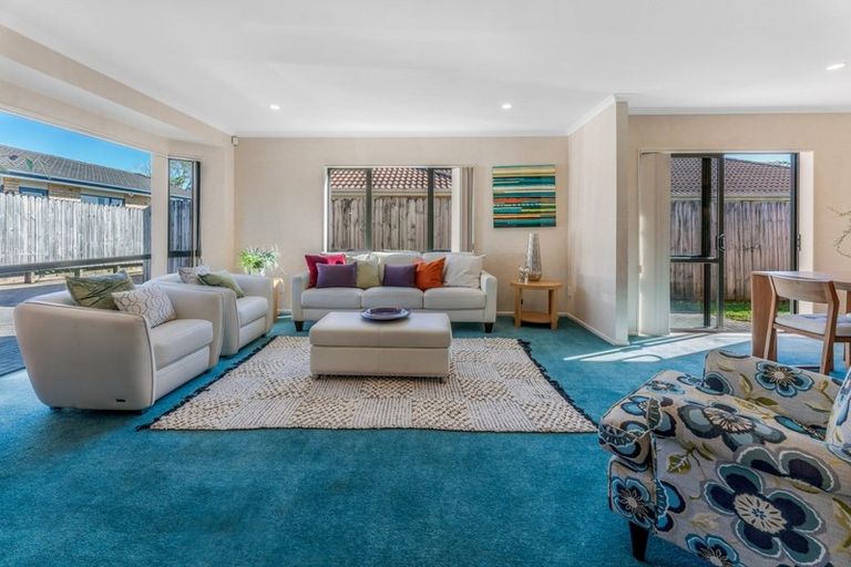 Photo of property in 19 Shankill Place, East Tamaki, Auckland, 2013