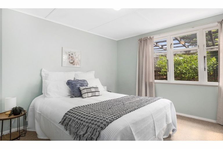 Photo of property in 1 Collins Street, Petone, Lower Hutt, 5012
