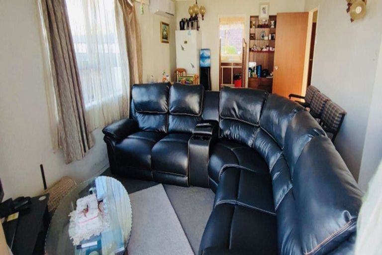 Photo of property in 1/103 Glenmore Road, Sunnyhills, Auckland, 2010