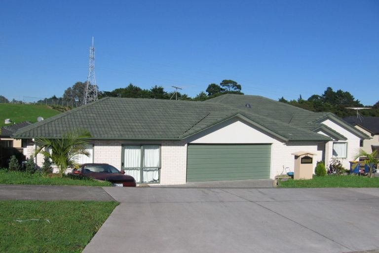 Photo of property in 24 Kinleith Way, Albany, Auckland, 0632