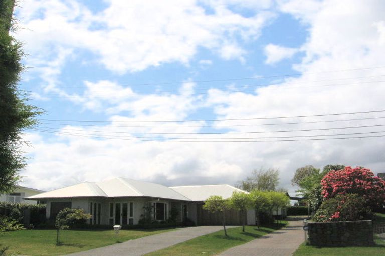 Photo of property in 1/4 Sunset Street, Hilltop, Taupo, 3330