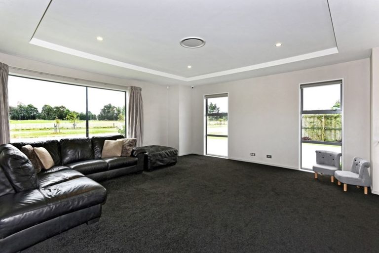 Photo of property in 73 Dynes Road, Rolleston, 7615