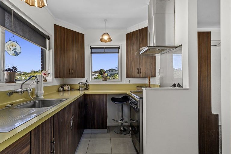 Photo of property in 2 Shelley Street, Otumoetai, Tauranga, 3110