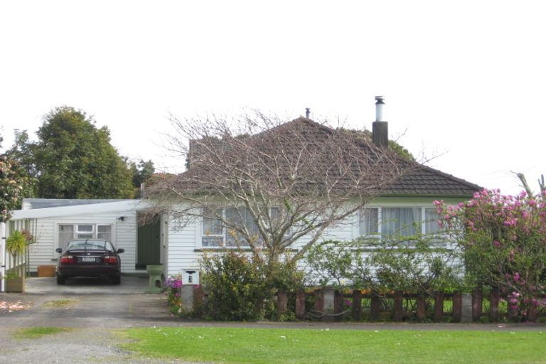 Photo of property in 3 Hutchins Street, Waitara, 4320
