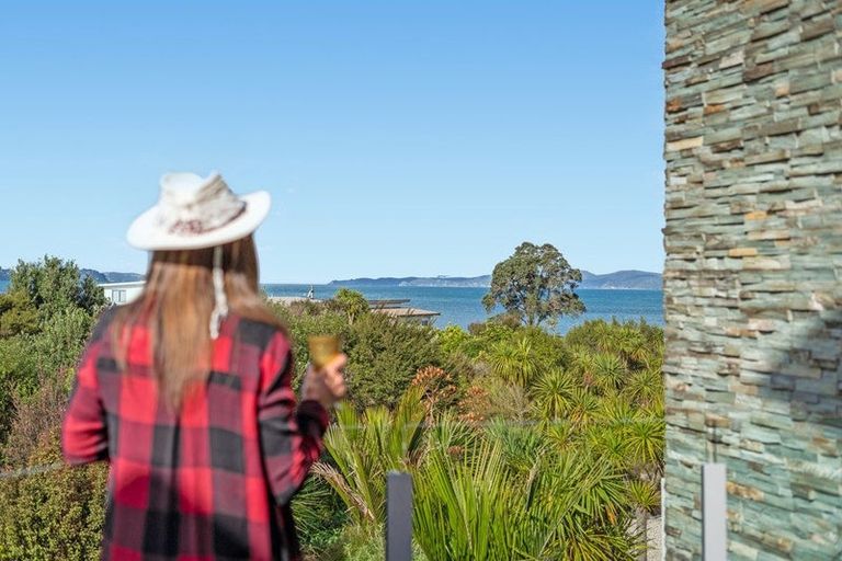 Photo of property in 19 Little Compton Mews, Snells Beach, 0920