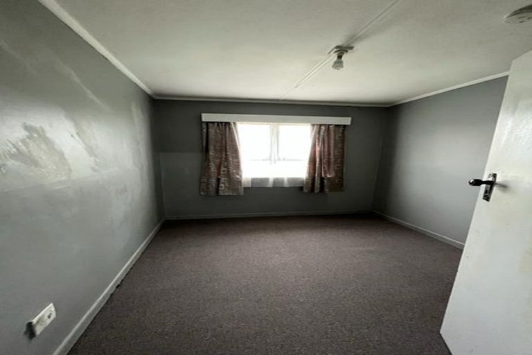Photo of property in 2/25 York Road, Papatoetoe, Auckland, 2104