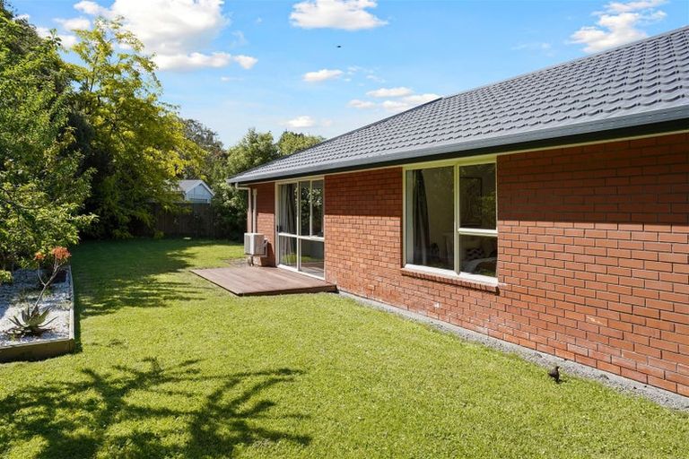 Photo of property in 11 Bishopsworth Street, Hillsborough, Christchurch, 8022