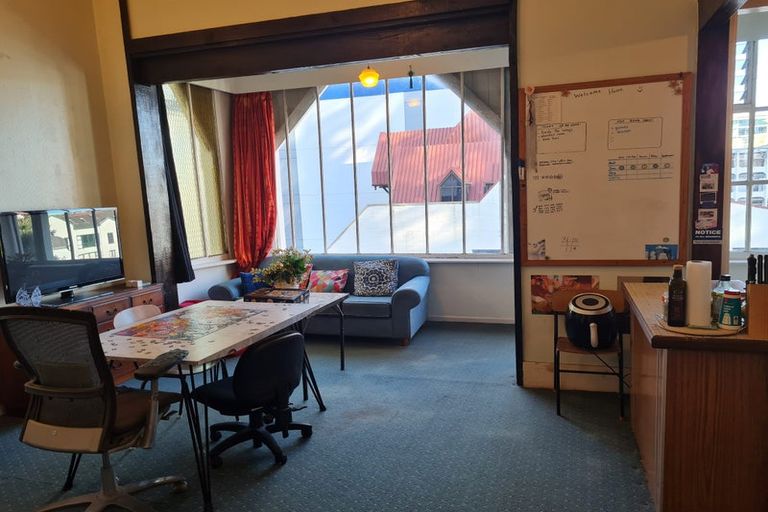 Photo of property in 185 The Terrace, Wellington Central, Wellington, 6011