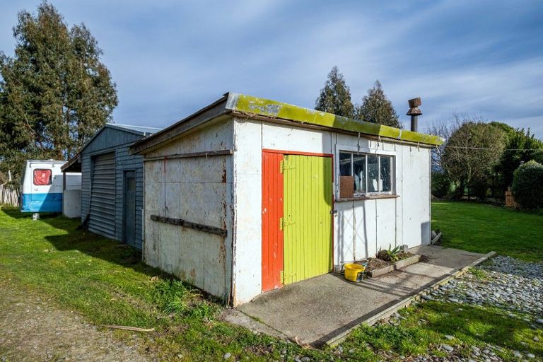 Photo of property in 561 Waimate Highway, Saint Andrews, Timaru, 7971
