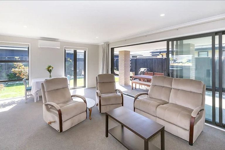 Photo of property in 17 Farthing Drive, Prebbleton, 7604