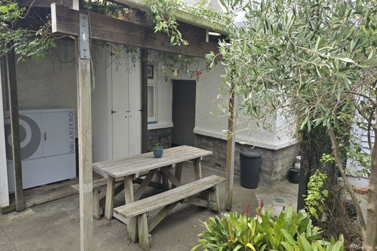 Photo of property in 8 Roy Street, Newtown, Wellington, 6021