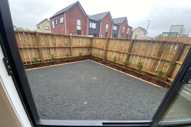 Photo of property in 42/125b Metcalfe Road, Ranui, Auckland, 0612