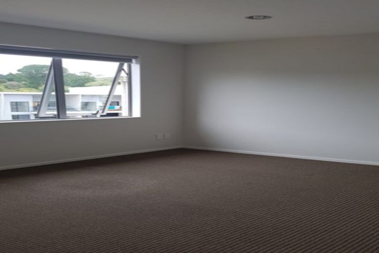 Photo of property in 32/5 Perekia Street, Albany, Auckland, 0632