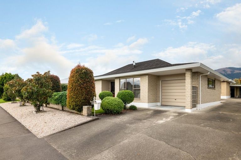 Photo of property in 1/3 Marlowe Street, Stoke, Nelson, 7011