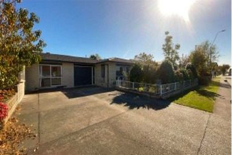 Photo of property in 302 Willowpark Road North, Hastings, 4122