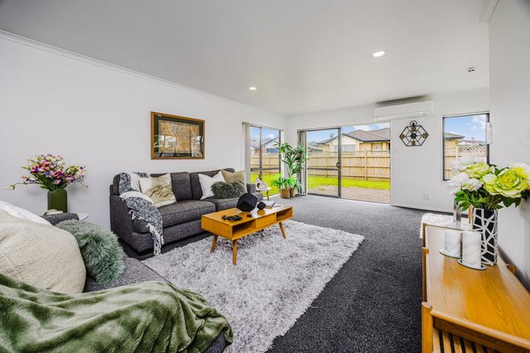 Photo of property in 329 Mahia Road, Weymouth, Auckland, 2103