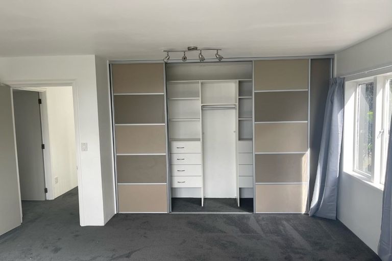 Photo of property in 9 Selkirk Way, Karori, Wellington, 6012