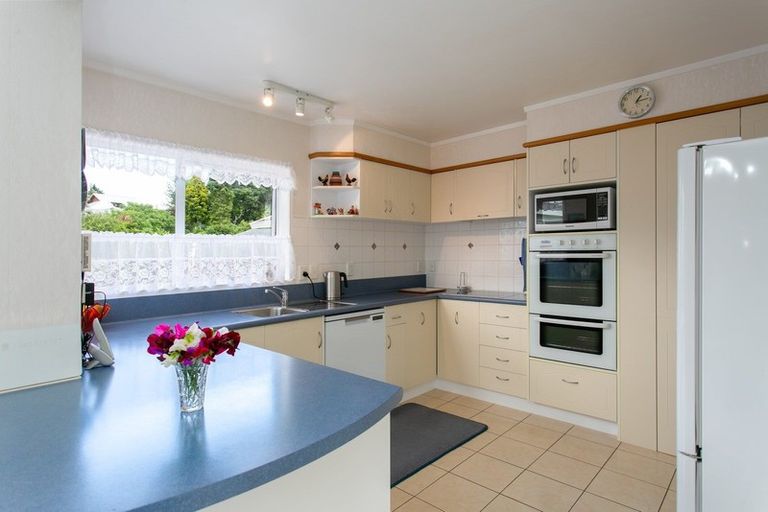 Photo of property in 31 Sheridan Crescent, Leamington, Cambridge, 3432