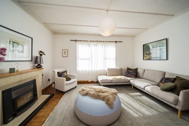 Photo of property in 20 Cameron Street, New Plymouth, 4310