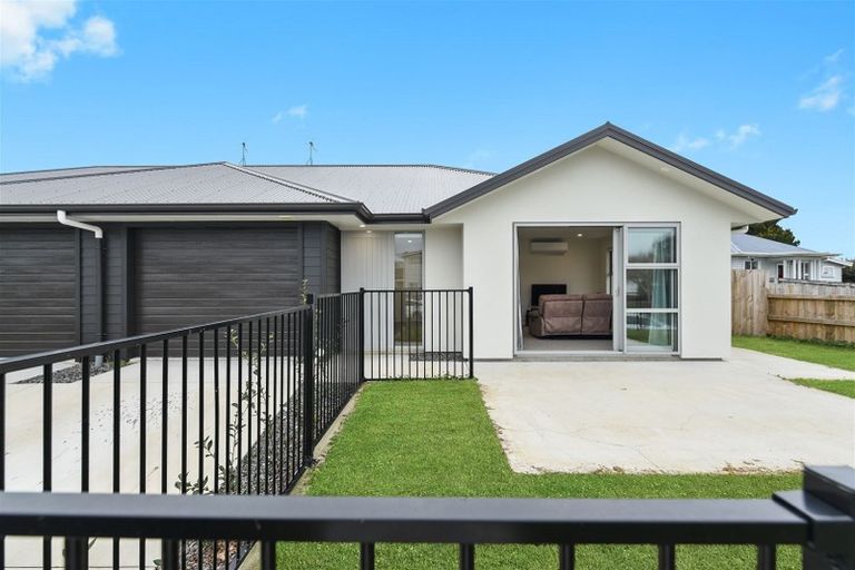 Photo of property in 2/11 Miro Street, Maeroa, Hamilton, 3200