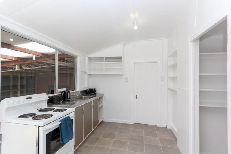 Photo of property in 17a Brookes Terrace, Waitara, 4320