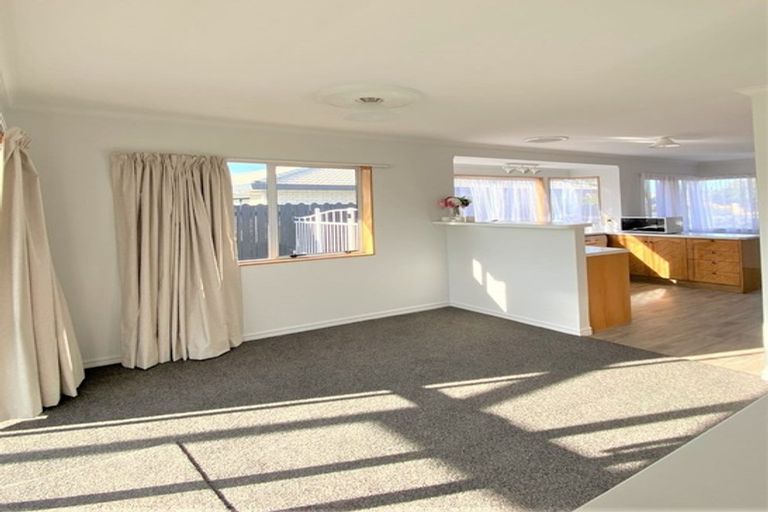 Photo of property in 4 Lotus Avenue, Mount Maunganui, 3116