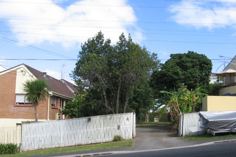 Photo of property in 3 Glade Place, Birkenhead, Auckland, 0626