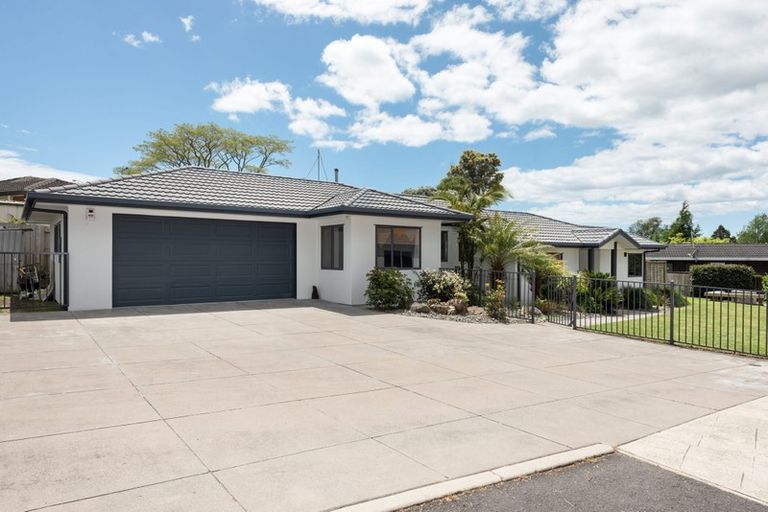 Photo of property in 49 Fairview Place, Te Puke, 3119