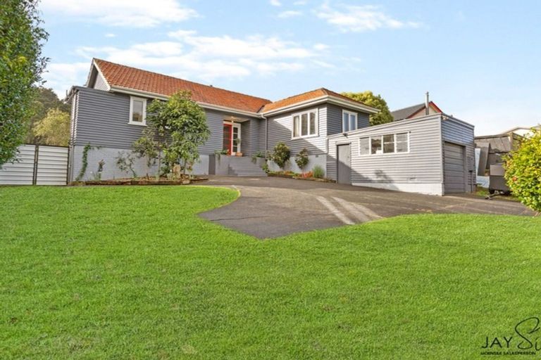 Photo of property in 9 Peguero Place, Totara Heights, Auckland, 2105